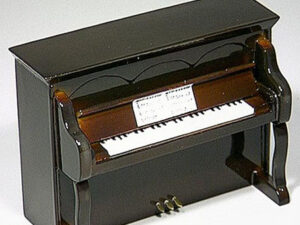 Piano de pared con musica